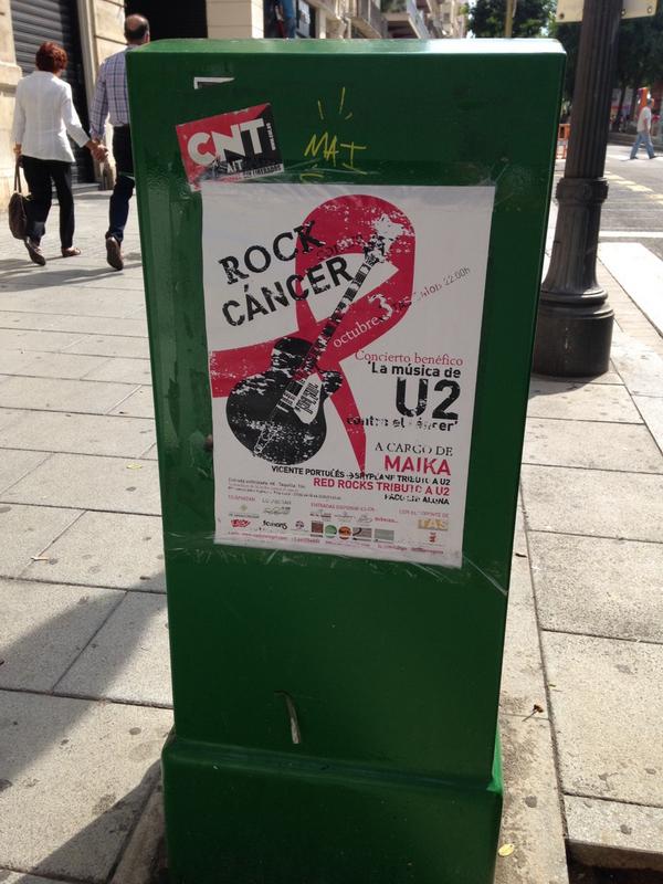 U2Tarragona's tweet photo. #10dias #rockvscancer #omplimelTAS #U2 con @MaikaBarbero @spyplaneu2 @pacoenlaluna @RedRocksU2tribu http://t.co/qaFWT5T2ZO
