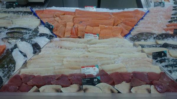 J_L_MacC's tweet photo. Making the most of the last day of salmon and cod promo! http://t.co/3wu2zgZDFm