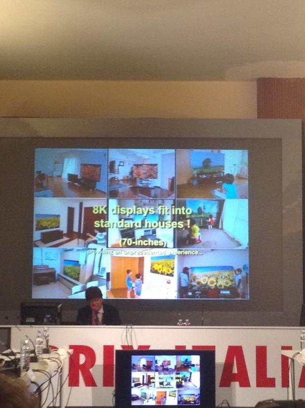 Figo questo #8k screen giapponese. A patto di avere spazio in casa per una tv da 70 pollici... #prixitalia14 #tech