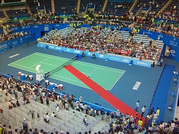 scheuertennis's tweet photo. Der bliver gjort klar til at Li Na skal hyldes i Wuhan #wta #redcarpet #storstjerne #tv3sport http://t.co/aHXchUCE8G