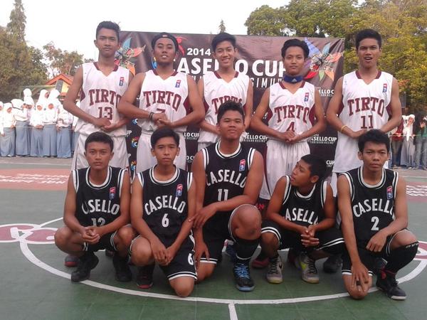 Semi final basketball competition : SMAN 1 Kasihan Vs SMAN 1 Wates (Pa)