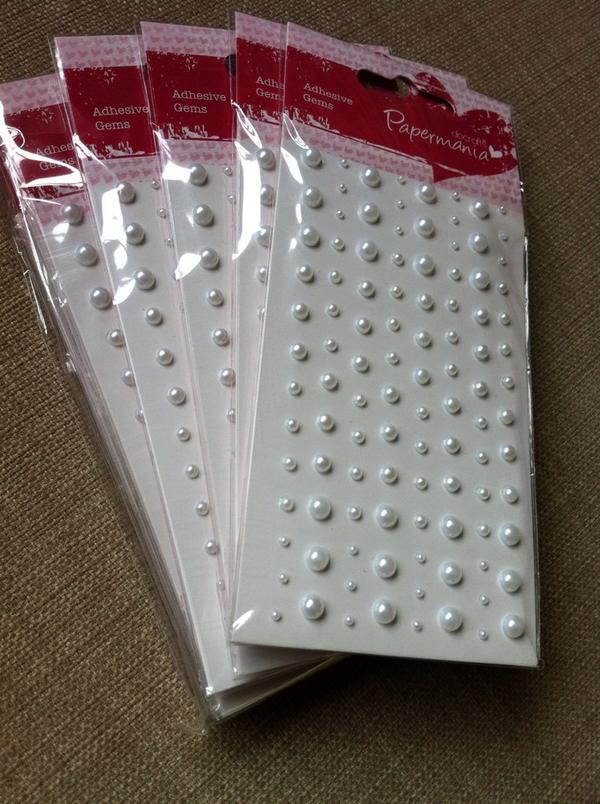 CrocCraft's tweet image. YESSSSSSS! Got more #Papermania adhesive pearls! Can complete my other two #ButtonLetters!
