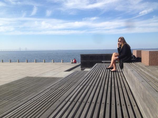 WilliamNeij's tweet image. Har precis varit och lämnat in kontraktet till nya lägenheten i västra hamn🎉 utsikten 100meter från nya lägenheten☺️👍