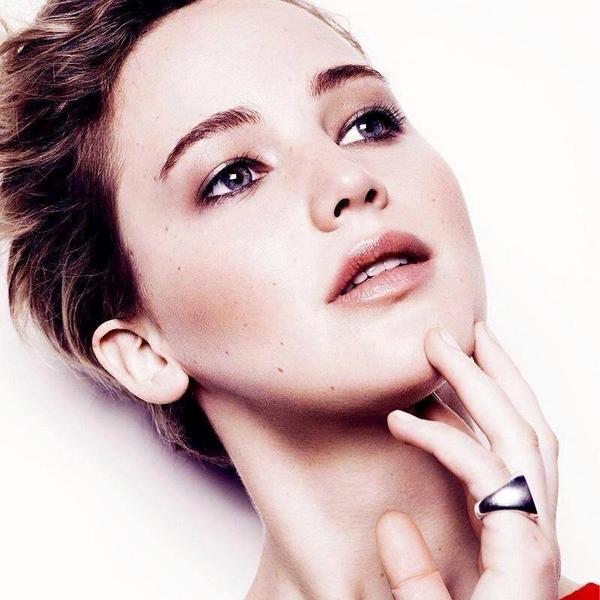 ChristenaUK's tweet photo. #JenniferLawrence http://t.co/t6YqLAbbbz