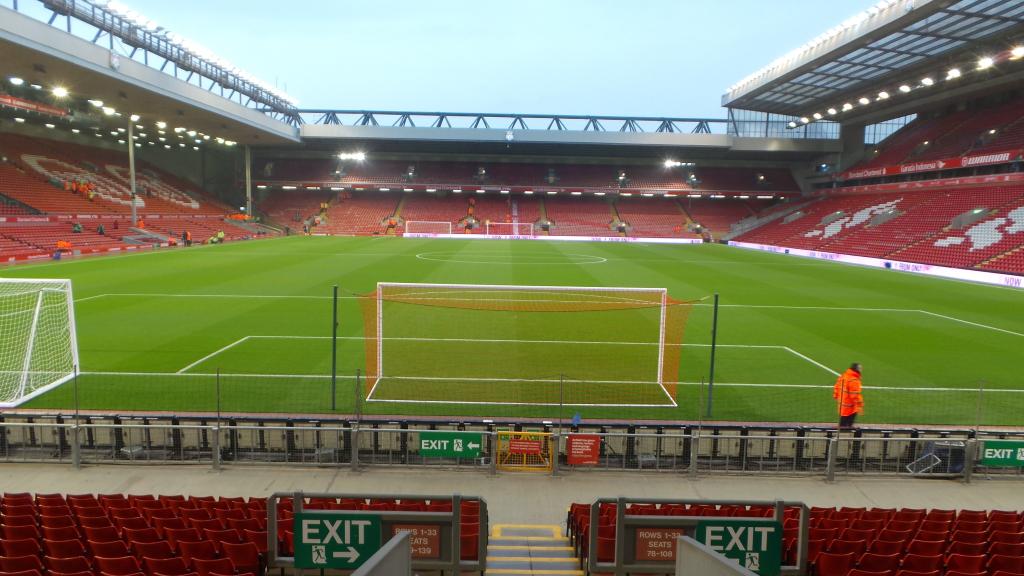 Liverpool Fc Auf Twitter Photo The View From The Kop As Light Rain Falls At Anfield Lfc Http T Co Iiwvxtl1hs Twitter