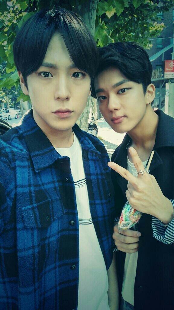 ByOCXDdCUAEgXzR.jpg:large