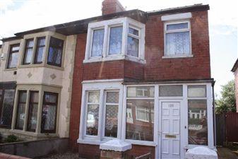 AllitAuctions's tweet image. Harcourt Road, Blackpool:Situated in a popular location of Blackpool this three bedroom semi detached house..£35,000