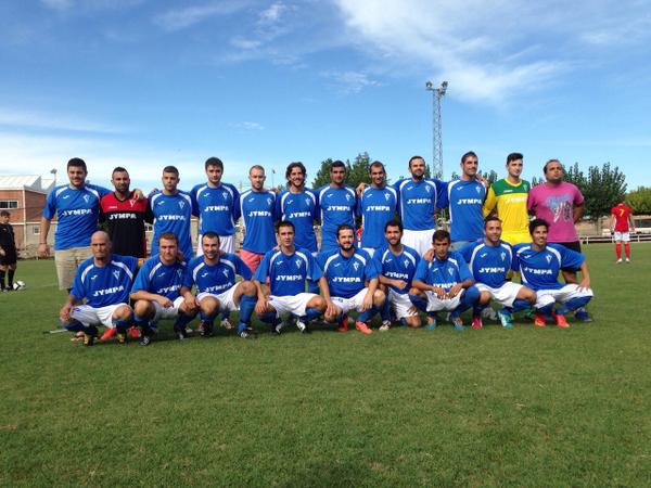 Foto del primer partit de Lliga! <a href="/siscoKst/">Sisco torres escuder</a> <a href="/giribest/">Roger Giribet</a> <a href="/torriii43/">TORRI.JR</a> <a href="/capsigranykst/">Marc Prat</a> <a href="/Adrian93_7/">Adrián</a> <a href="/jamesbernad/">jamesbernad</a> <a href="/jympa/">JYMPA</a>