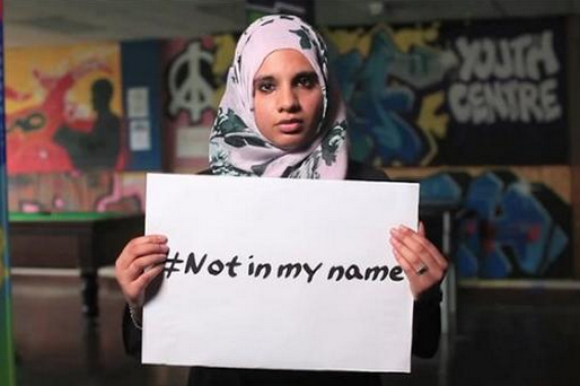 libe's tweet image. L'Etat islamique? #Notinmyname, répondent des musulmans liberation.fr/monde/2014/09/…