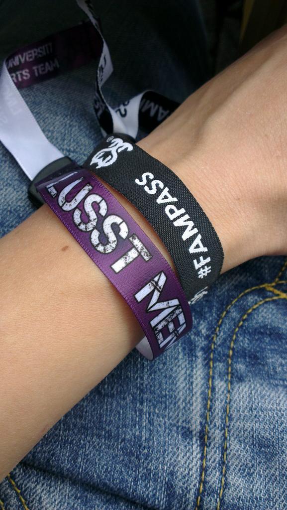 lincoln_snow's tweet photo. LUSST becoming part of the #fampass with @LoveDoughEvents http://t.co/b2yqVwL7vc