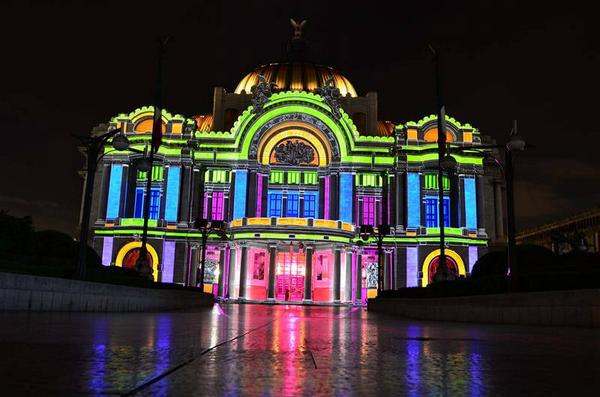 MeGustaMex's tweet photo. Realizan pruebas de luz para festejo en Bellas Artes @bellasartesinba 
http://t.co/hXPVd3pkWb http://t.co/YDL0yUOpHY”

Asi #MeGustaMEX