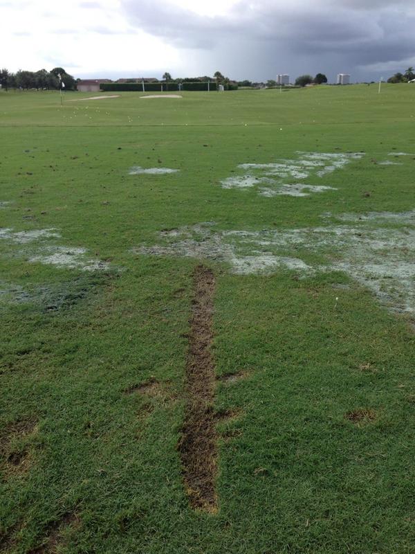 hashtaggolfer's tweet photo. Is this an acceptable divot pattern @JeffPelizzaro #divotmaster #rangepro #kgb http://t.co/z72nGK5bkR