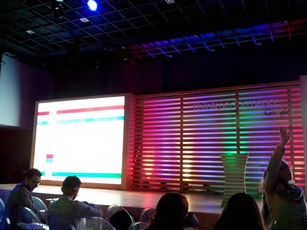 aj_cond's tweet photo. .@thinktad en el evento #ThinkPerformance de @googlemexico http://t.co/Nsgrim1070