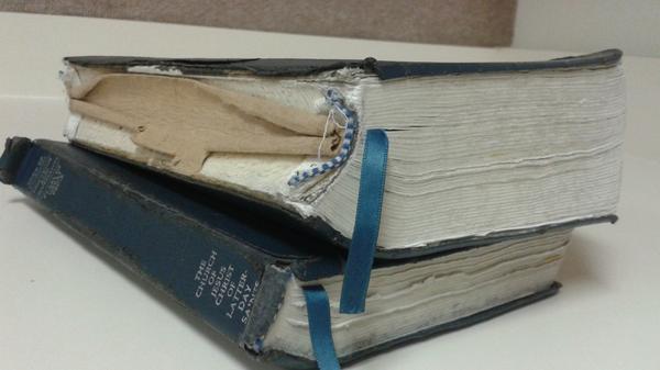 VallivueSem's tweet photo. "A person's whose scriptures are falling apart usually has a life that isn't." #iread http://t.co/a2h7d0Pl2t