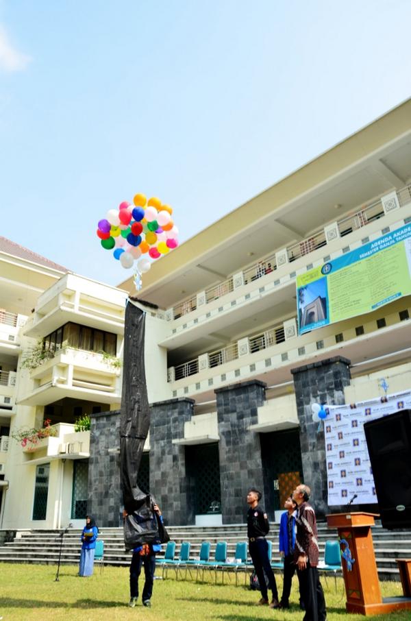 Peresmian acara #WaterINTEC2014 nih, cerah ya :D