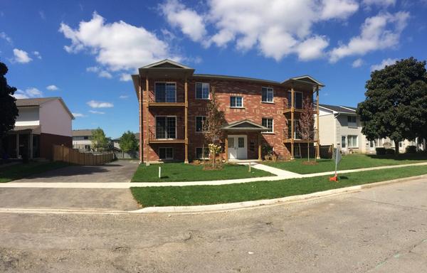 NickPreikschas's tweet photo. Another complete job by @MTEConsultants #stratford #6plex http://t.co/kxeVxXyCHB