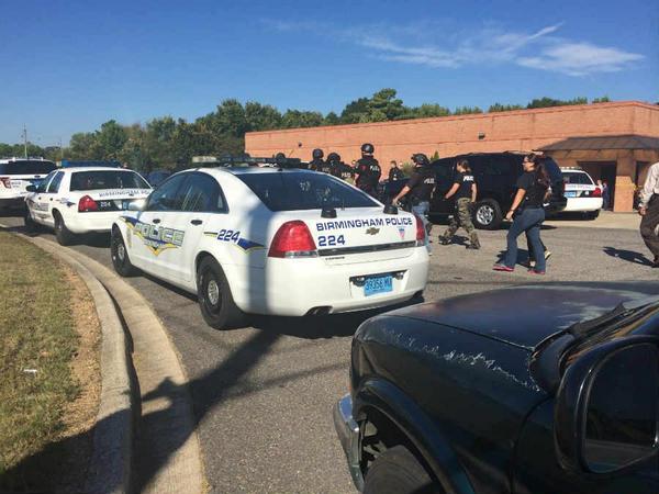 CFPalerts's tweet image. #Breaking N Birmingham, AL *Active Shooter* inside UPS facility, reported patients. #ALfire