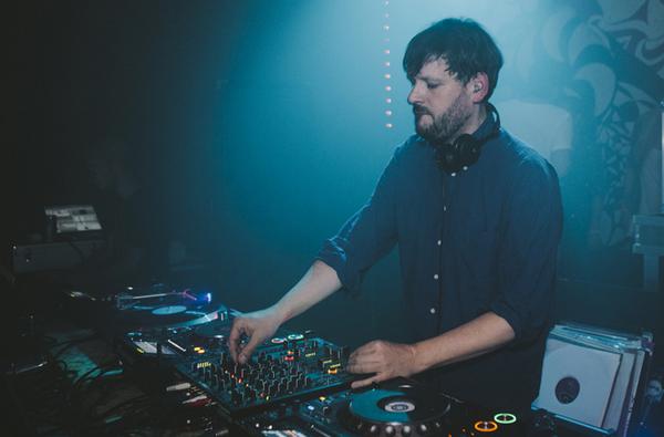 OtherlandTO's tweet photo. Currently immersed in one of #efdemin's flawless mixes: http://t.co/RtcIKegsRV http://t.co/WFjTvevomr