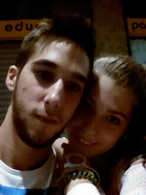 Martitaglez13's tweet photo. Gracias por estas sorpresas que me hacen la semana más corta, eres el mejor! @10adri_del #TequieroTequieroTequiero!! http://t.co/X5bAJ2iAuE