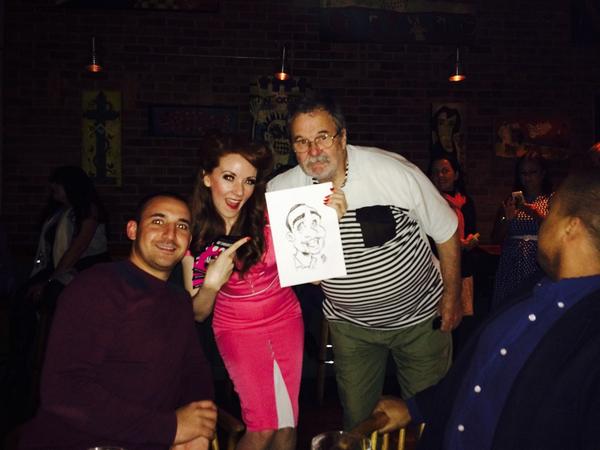 adamk6000's tweet photo. Great music @TheJamHouse with the beautiful @theglamophones http://t.co/AHqX22uNWt