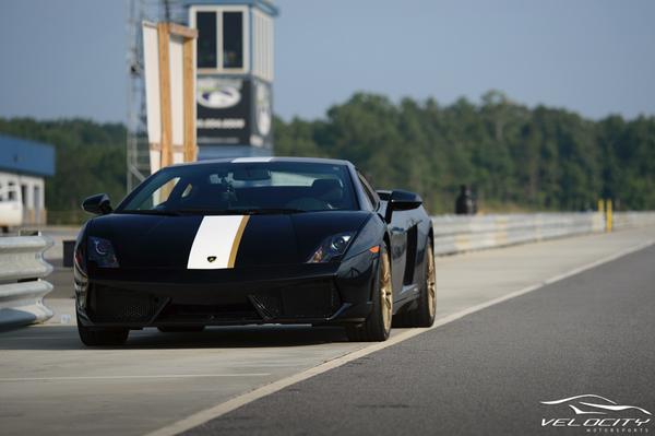 VelocityMoto's tweet photo. 5.2L 550HP V10 #Lamborghini with rear wheel drive = recipe for fun http://t.co/zo08ctBf0R