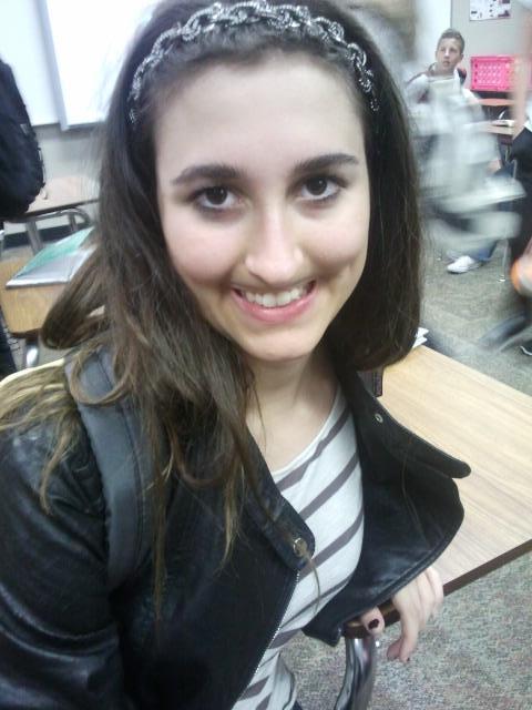 mellowrobison's tweet image. when u smile at ur crush but u really just look like this cx gotta luv dis girl #rejected