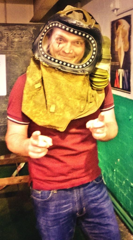 sausageman71's tweet image. This is a funny gas mask #Liverpool #wwii #westernapproaches