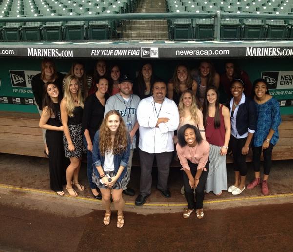 WSUCougarsVB's tweet photo. Cougs are taking over Safeco Field thank you @Mariners for the hospitality! #GoCougs #GoMariners http://t.co/ITNjM3gnqv