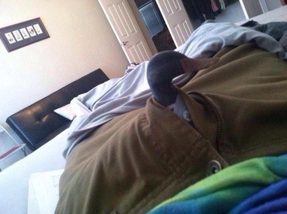 freebapes's tweet photo. WHEN YA DUCK GETS HARD WHEN U TALKIN TO BAE 😈 http://t.co/IalGnRWV8g