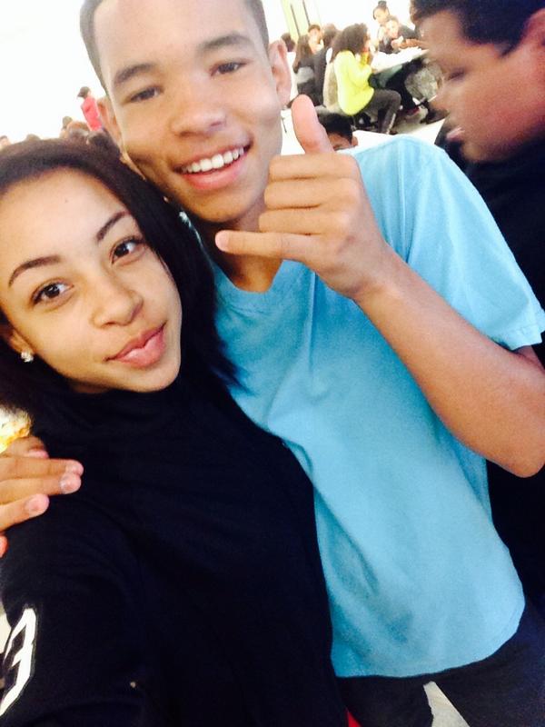 Almighty3hunna's tweet photo. "@sheridan_nikole: Me &amp; my lil brother @Almighty3hunna He's a foreign 😘😘😘😘💞💞👌👌👌 http://t.co/UFzjk1F9JI"