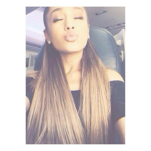 jarianahappened's tweet photo. cutie pie 👑🌸💕 http://t.co/5BQDsm9ECU