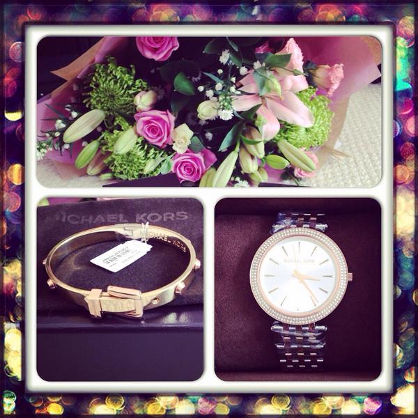 CaryssKnighton's tweet photo. Very spoilt girly!! 😍😍😍 The boy has done well!! 😘 Love you ❤️ xxx http://t.co/yD3bd7cQlw