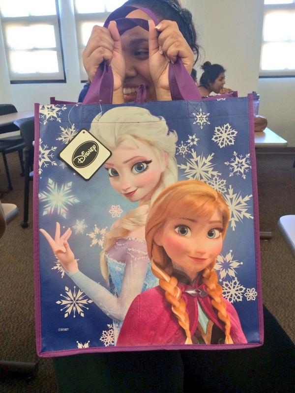 MikhaelaMorgan's tweet photo. 😭😭😭😭😭😭😭😭😭😭😭😭
LOOK WHAT @c_millsss GOT ME💘💘💘💘💘💘💘💘CANT BREATHE.
#icried #itwasembarrassing #PrincessSquad7 http://t.co/jYVcGDg2X0