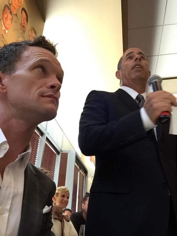 ActuallyNPH's tweet photo. Seated uncomfortably close to MC Jerry Seinfeld at his wife Jessica's event for Baby Buggy. @LoveRecycled #stealthie http://t.co/5DovzzHIlP