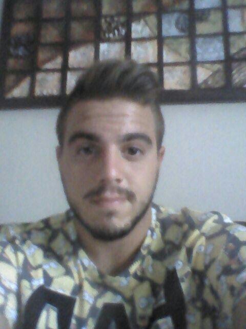 aliilopez17's tweet photo. Buenísimas nocheees mundooo! http://t.co/0FPW0YcEtr