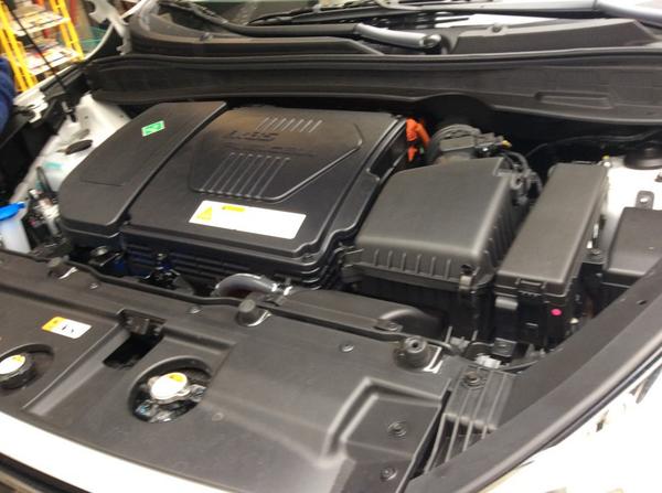 D66Salland's tweet image. Voor de liefhebbers een kijkje onder de motorkap. #waterstof #brandstofcel