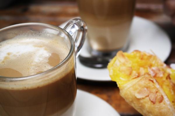 from Paris with love <3 International Journalist Conference (IJC) j'aime le café français ;)