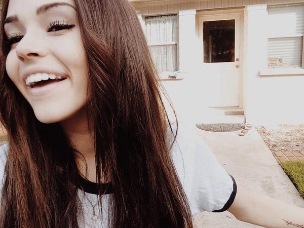 suttonfsmirnov's tweet photo. cheeks as big as my smile http://t.co/c5sGatW6MH