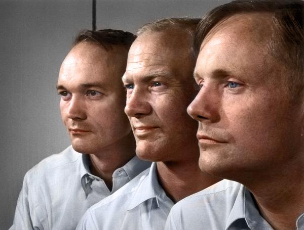 CoolPastPics's tweet photo. The crew of Apollo 11. Left to right is Michael Collins, Buzz Aldrin and Neil Armstrong. http://t.co/XwctyIU3pz