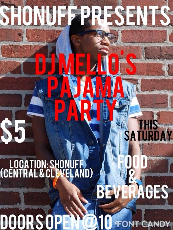 LilDangerSME's tweet photo. PAJAMA PARTY RETWEET http://t.co/oLhYCvQSFP