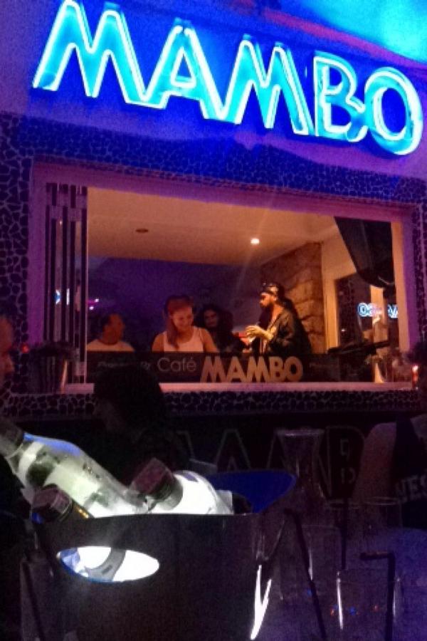 FredMidgley's tweet photo. @BTraits smashing it @Mamboibiza tonight.... "I go... The deeper I go" #VIP #IBIZA2014 #Mambo #BTraits #Beatherder http://t.co/wIkagLCRJc