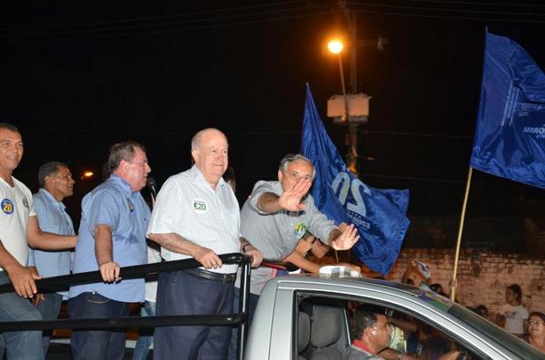 AscomZeFranco's tweet photo. Registro do @DepZeFranco ao lado do futuro governador de Sergipe @eduardoamorimse na mini-carreata em Socorro http://t.co/sLAIfoiJvy
