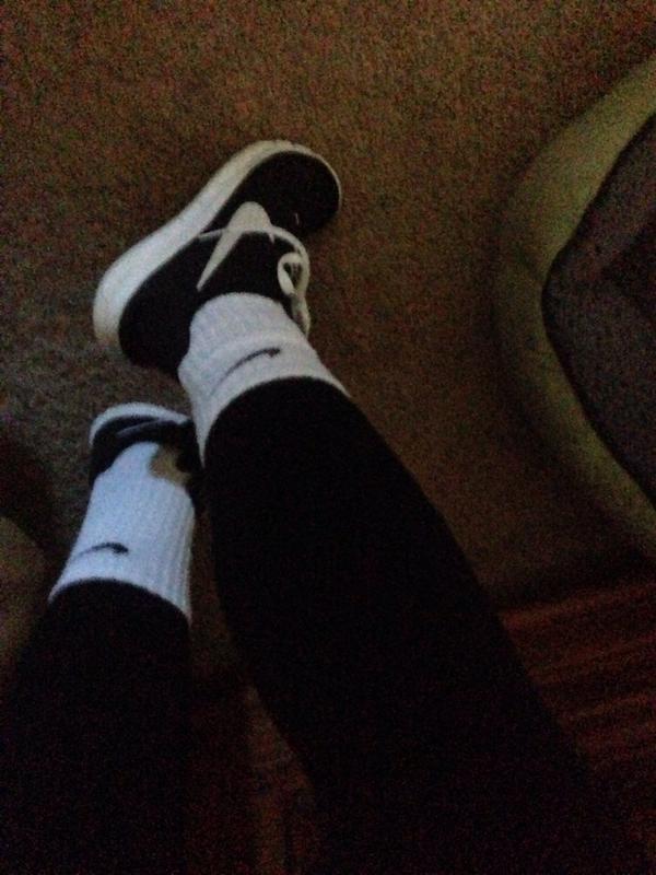 leggings and nike socks