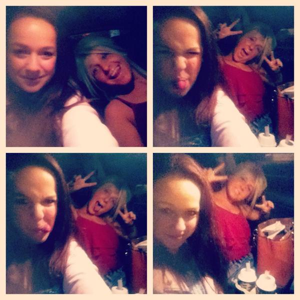 nicbastin's tweet photo. 😜😘💜 @rosielillyt http://t.co/U7viSd3XxM