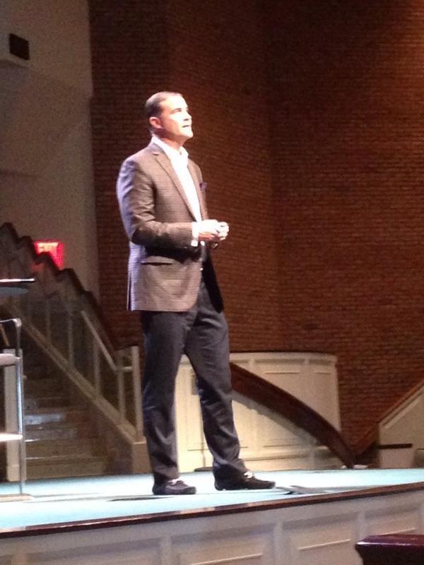 Mrs_Sturgeon1's tweet image. Coach #matthewmitchell at An Evening with #johnmaxwell