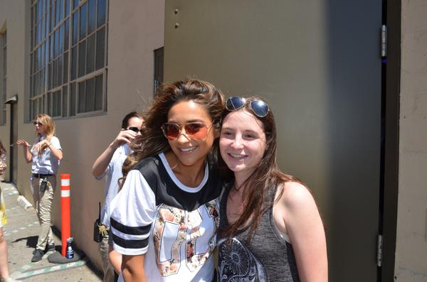 wbtourhollywood's tweet image. -Amazing photo! RT: @bonlieber This was the highlight of my daughter's entire west coast trip!  #PLLfans @shaymitch