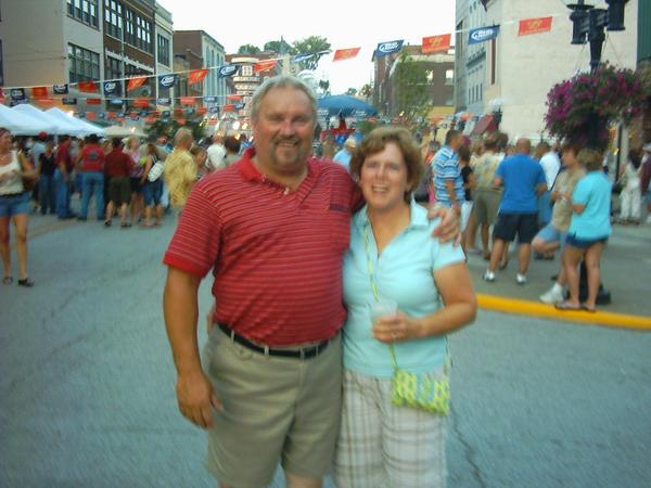 rustygoebel's tweet photo. My lovely wife and I in Alton IL.#farmcreditmid #farmers #bacon Vote for Rusty Goebel Thanks for your support. http://t.co/VHz2NtfcPd