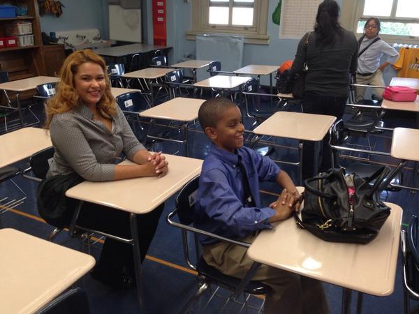 jtleaird's tweet photo. Awesome 5th grader teaching mom to SLANT. Happy Navigator Family Night! @Uncommon_NYC @WCCS_Uncommon http://t.co/6G2GRjuvfr