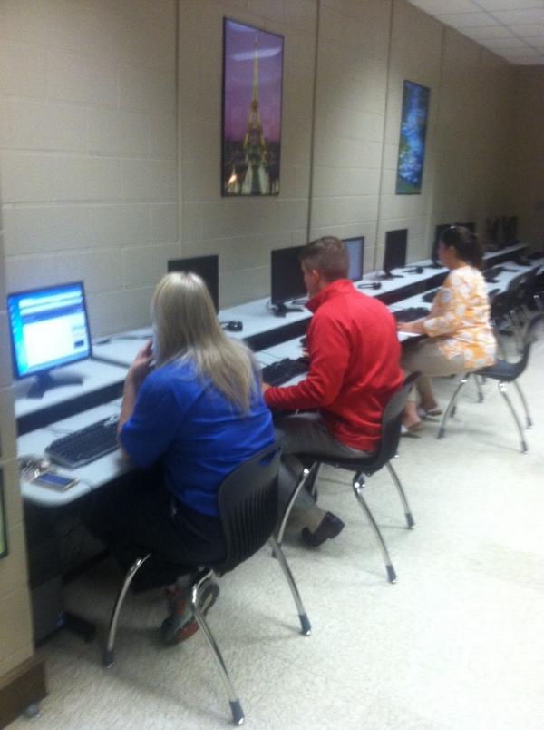 DrBrandonPayne's tweet photo. Techno Tuesday @ GHHS! Great outreach. Parents involved in education!!! #annharris #drkilpatrick http://t.co/n2UtdIobkr
