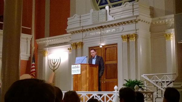 huge_idea's tweet photo. Peter Thiel at Politics and Prose.  Incredibly lucid #thinkbig #competitionisforlosers http://t.co/zChl1ANlkw